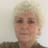 Yvonne57